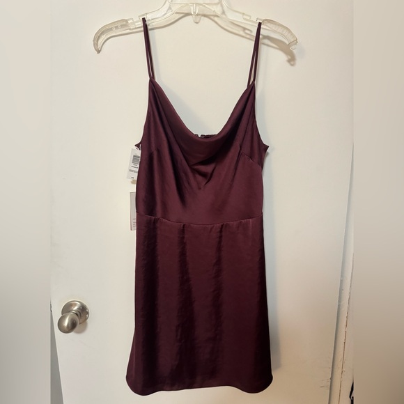 Aritzia Sunday best, Spencer dress - Marooned Red, size m, with tags - Picture 1 of 3